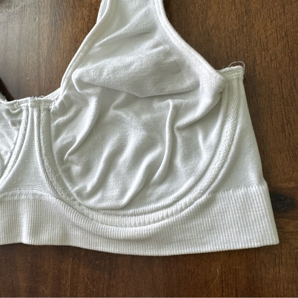 Rhonda Shear White Underwire Pullover Bra Smoothing Seamless Size Small - Picture 3 of 6